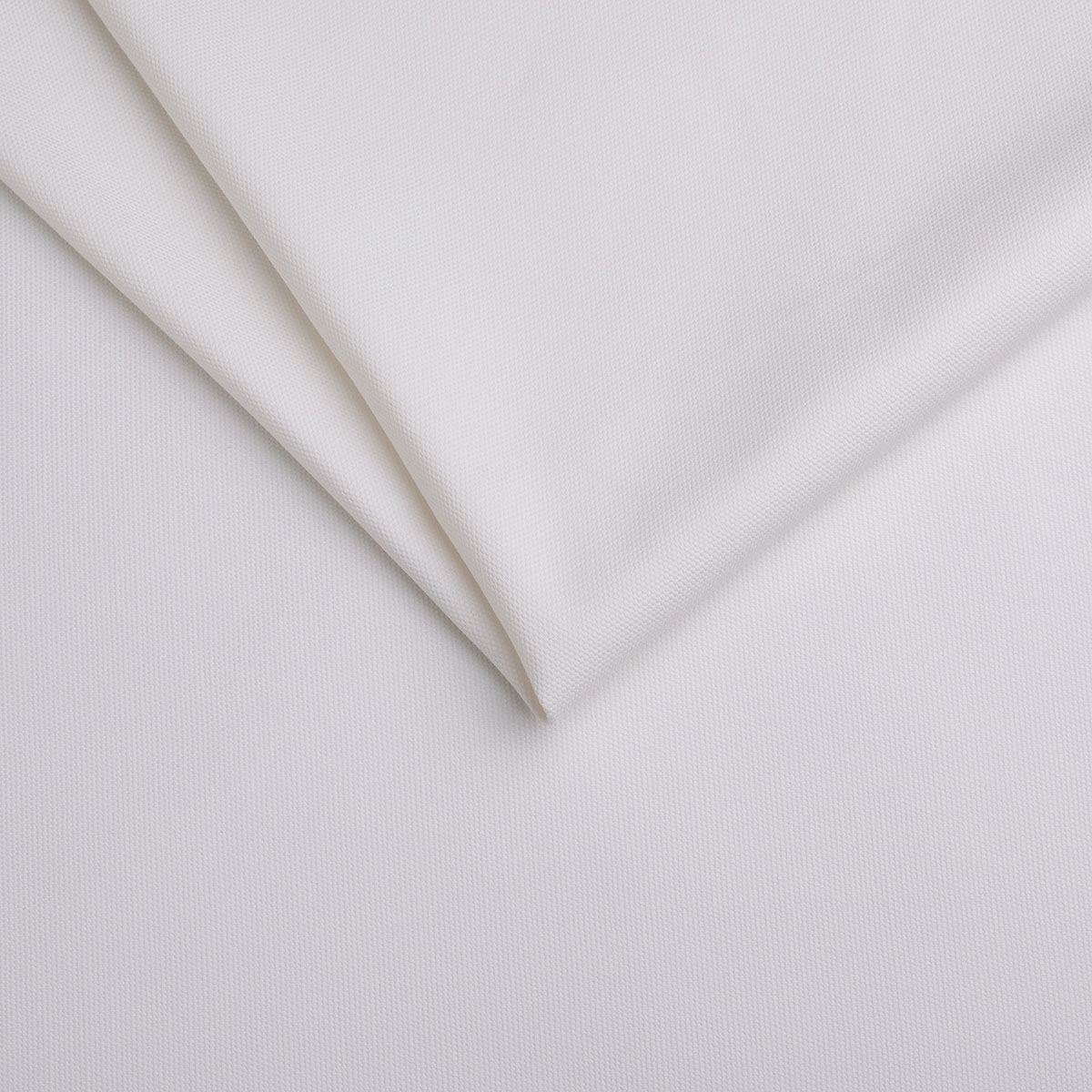 Masters_of_Covers_Cotton_White_Fabric