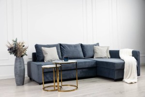 Wall-decor-and-fabric-matching-friheten-covers